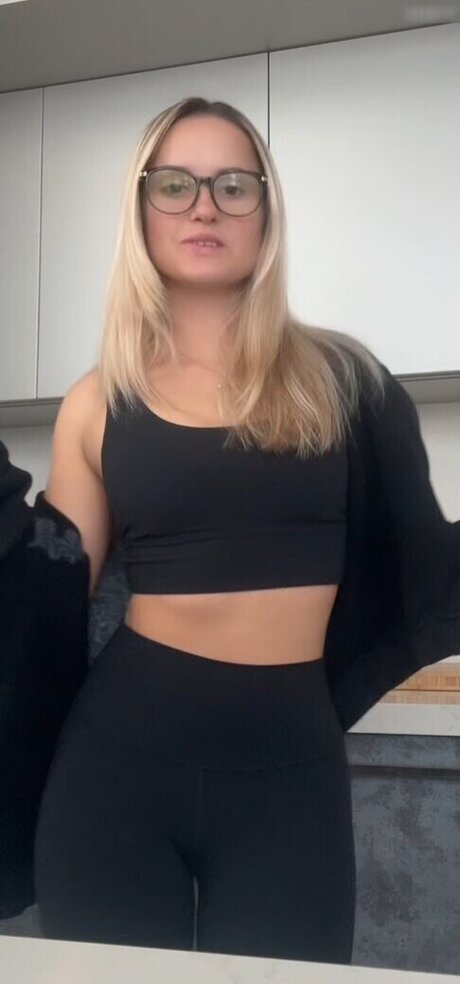 Foto di nudo di fuga di OnlyFans di Davina Geiss