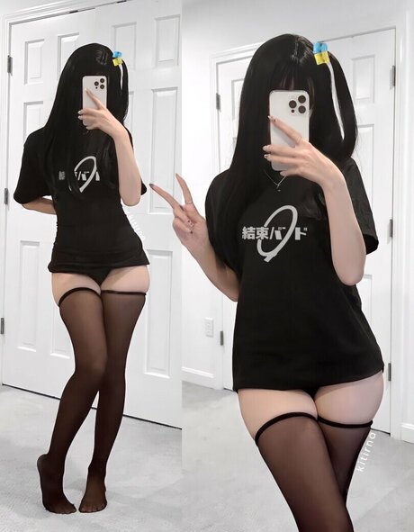Foto di nudo di fuga di OnlyFans di Kitirina