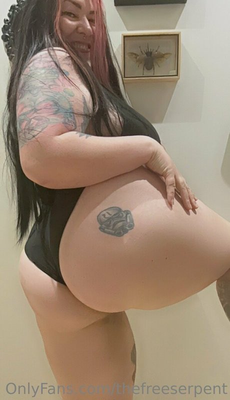 Foto di nudo di fuga di OnlyFans di Thefreeserpent