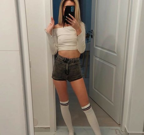 Foto di nudo di fuga di OnlyFans di Lilzoeyzo