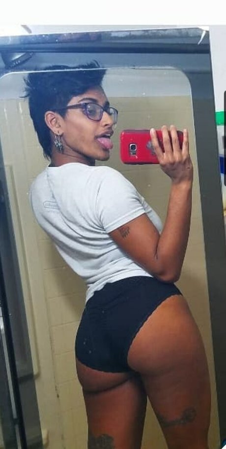 Foto di nudo di fuga di OnlyFans di Theejackass