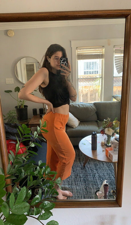 Foto di nudo di fuga di OnlyFans di Allieoops