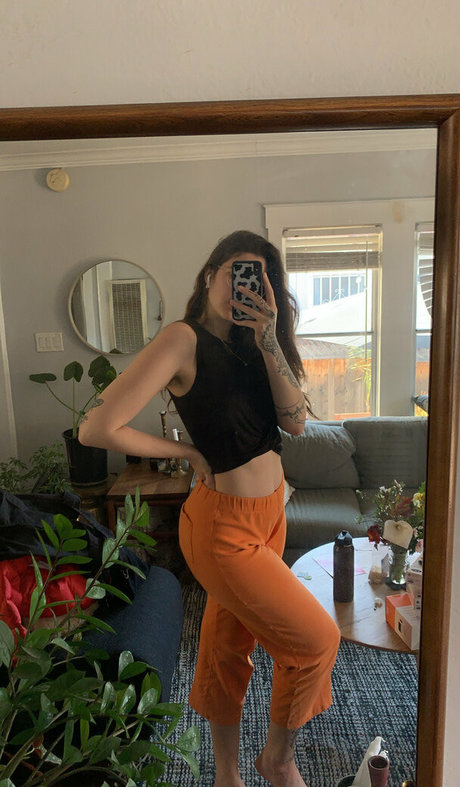Foto di nudo di fuga di OnlyFans di Allieoops