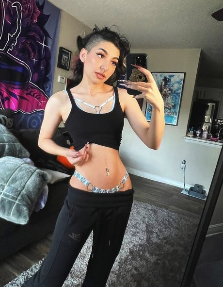 Foto di nudo di fuga di OnlyFans di Sailortabbycat