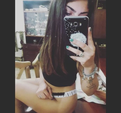 Foto di nudo di fuga di OnlyFans di Luli Ducca
