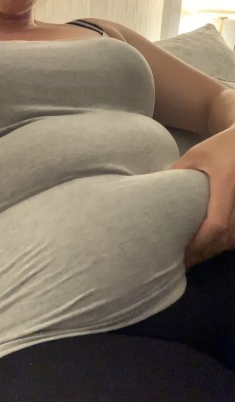 Foto di nudo di fuga di OnlyFans di Eatee