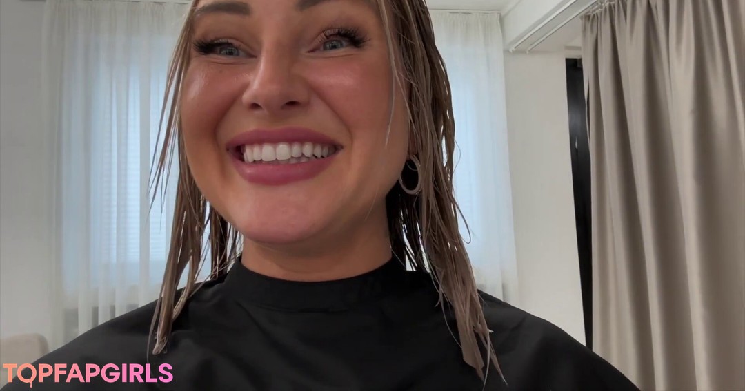 Foto di nudo di fuga di OnlyFans di Maren Wolf #1029