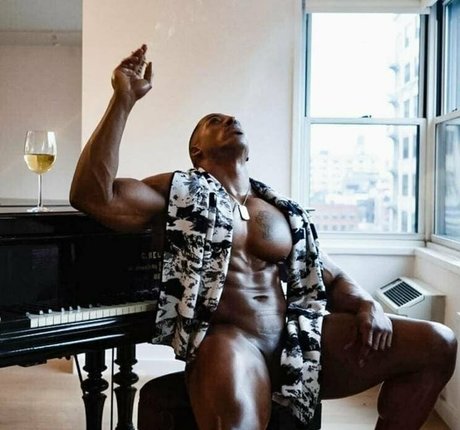 Foto di nudo di fuga di OnlyFans di Justinthemodel