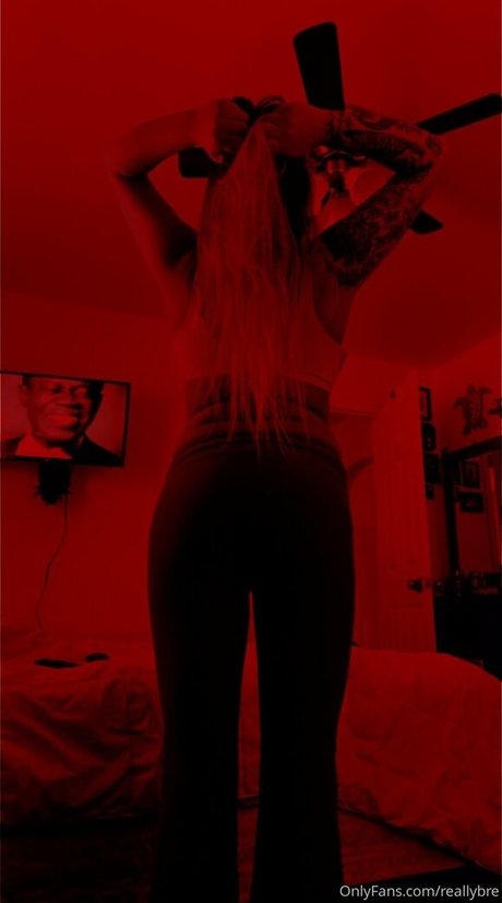 Foto di nudo di fuga di OnlyFans di Reallybre