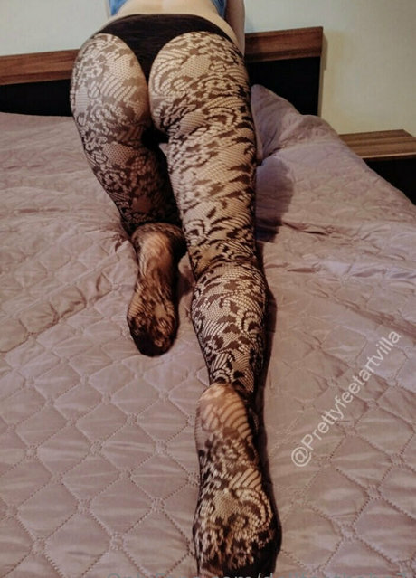 Dollfeetbabe7
