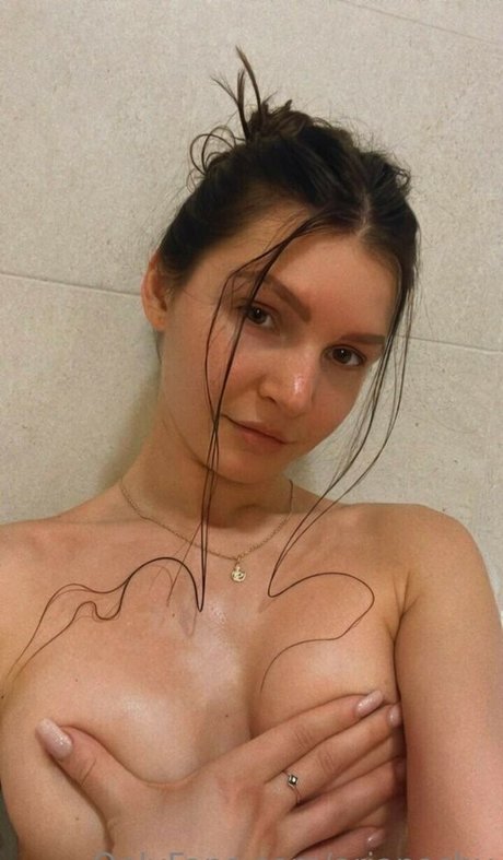 Foto di nudo di fuga di OnlyFans di Bitteractz