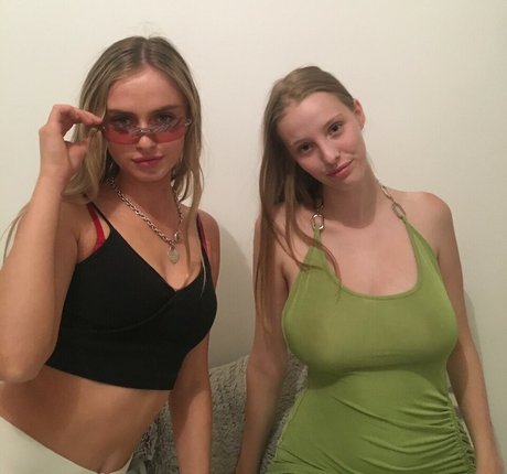 Foto di nudo di fuga di OnlyFans di Eliza Goldsmith