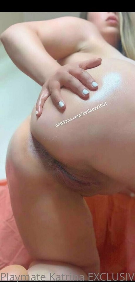 Foto di nudo di fuga di OnlyFans di Playmatekatrina