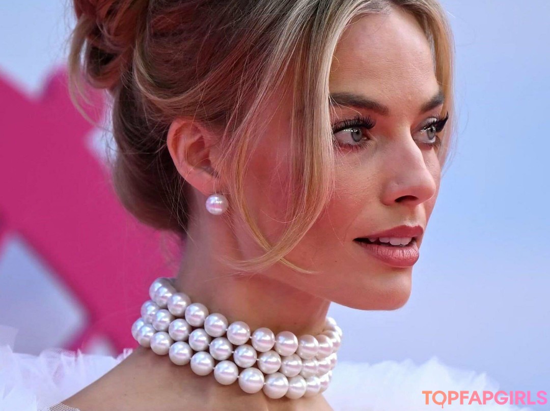Foto di nudo di fuga di OnlyFans di Margot Robbie #1045