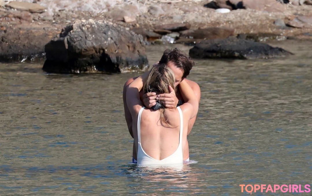 Foto di nudo di fuga di OnlyFans di Margot Robbie #1245