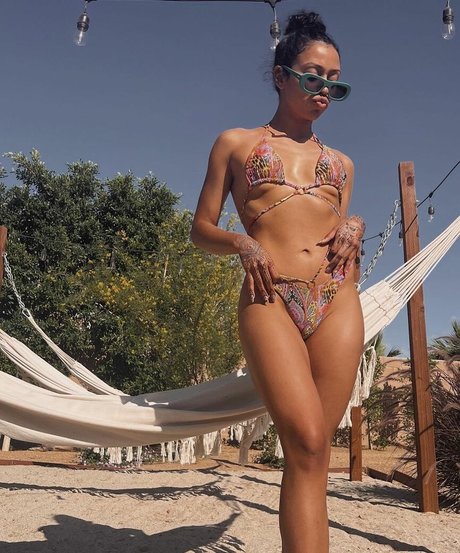 Foto di nudo di fuga di OnlyFans di Liza Koshy