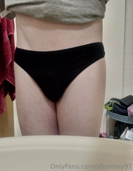 Sfemboy97