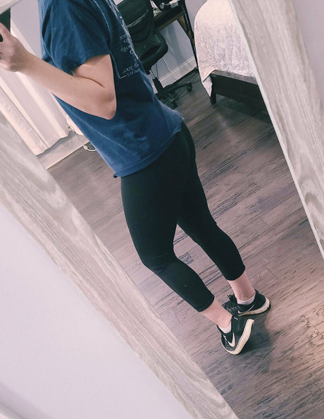Foto di nudo di fuga di OnlyFans di Fitmomwith3