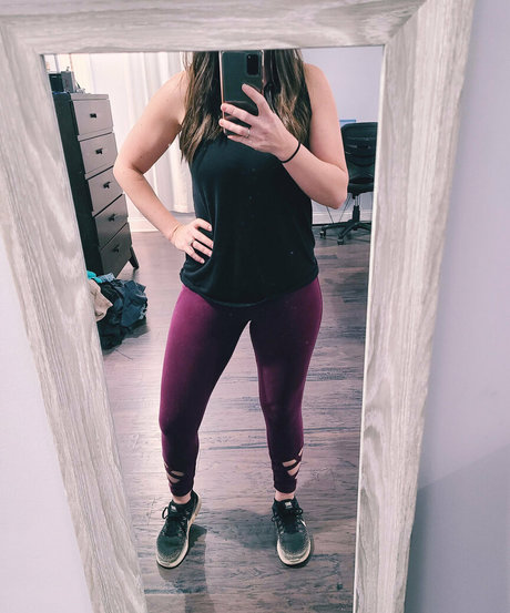 Foto di nudo di fuga di OnlyFans di Fitmomwith3