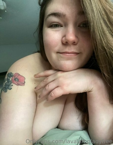 Foto di nudo di fuga di OnlyFans di Lavalampladyfree