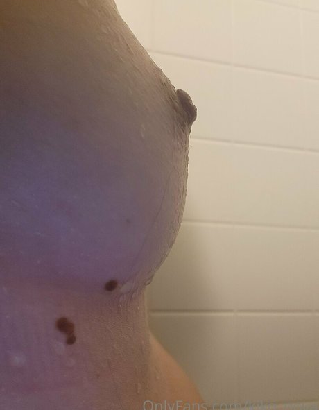 Foto di nudo di fuga di OnlyFans di Twistedkiki