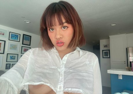 Foto di nudo di fuga di OnlyFans di Miaandlola