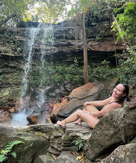 Foto di nudo di fuga di OnlyFans di Regina Volpato