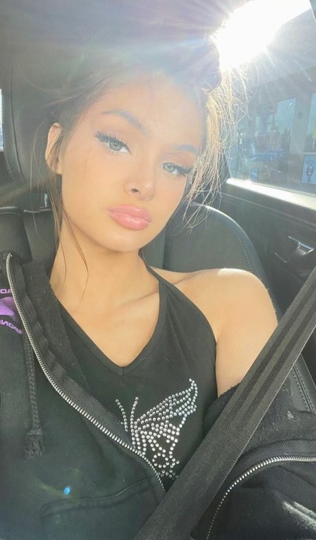 Foto di nudo di fuga di OnlyFans di Brighton Sharbino