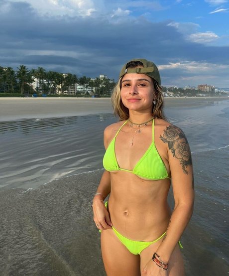 Foto di nudo di fuga di OnlyFans di Daniela Stievano