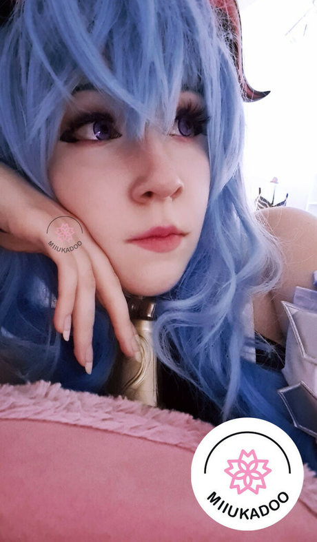 Foto di nudo di fuga di OnlyFans di Miukadoo