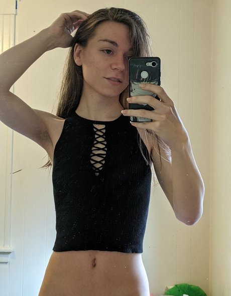 Foto di nudo di fuga di OnlyFans di Cloudy