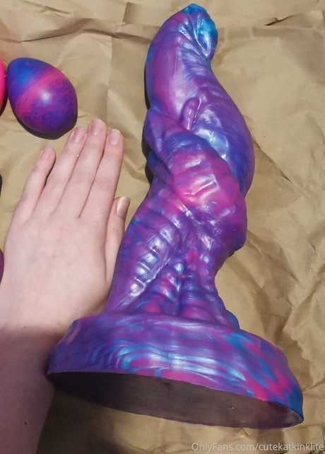 Foto di nudo di fuga di OnlyFans di Cutekatkinklite