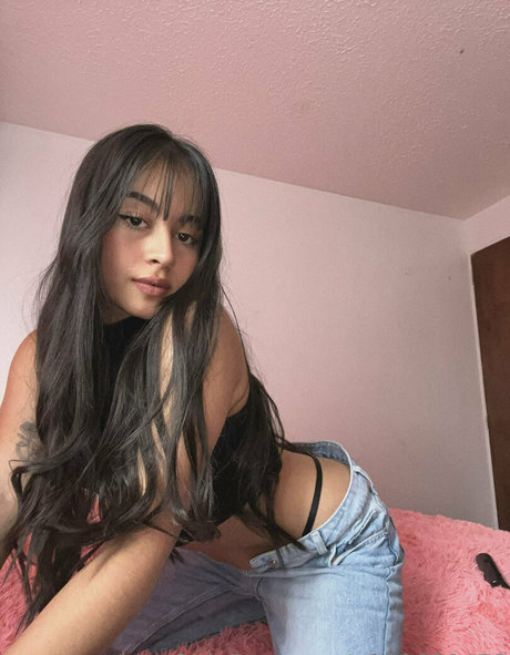 Foto di nudo di fuga di OnlyFans di Sweetiealiciaperez