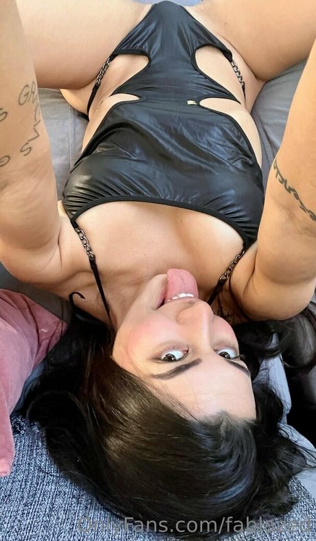 Foto di nudo di fuga di OnlyFans di Fablazed