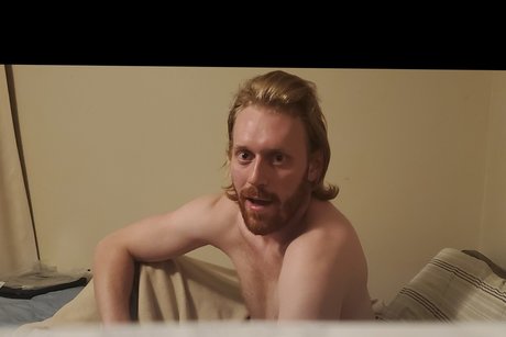 Foto di nudo di fuga di OnlyFans di Evan Pruett