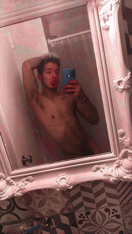 Foto di nudo di fuga di OnlyFans di Lianbadboy
