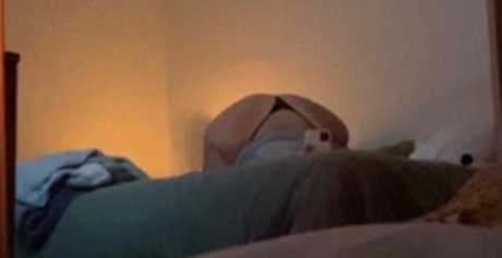Foto di nudo di fuga di OnlyFans di Lex
