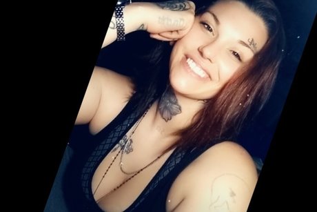 Foto di nudo di fuga di OnlyFans di Lex