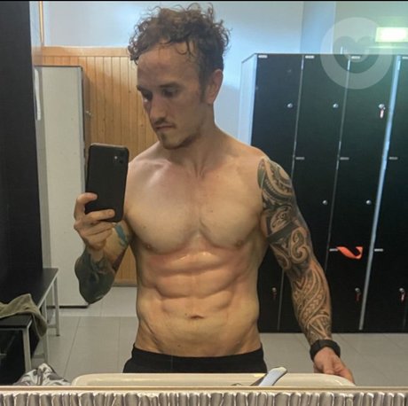 Foto di nudo di fuga di OnlyFans di Leviatanfree