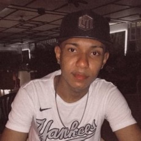 Foto di nudo di fuga di OnlyFans di Black Power 