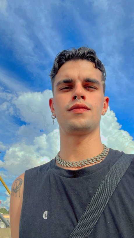 Foto di nudo di fuga di OnlyFans di Leonardotae