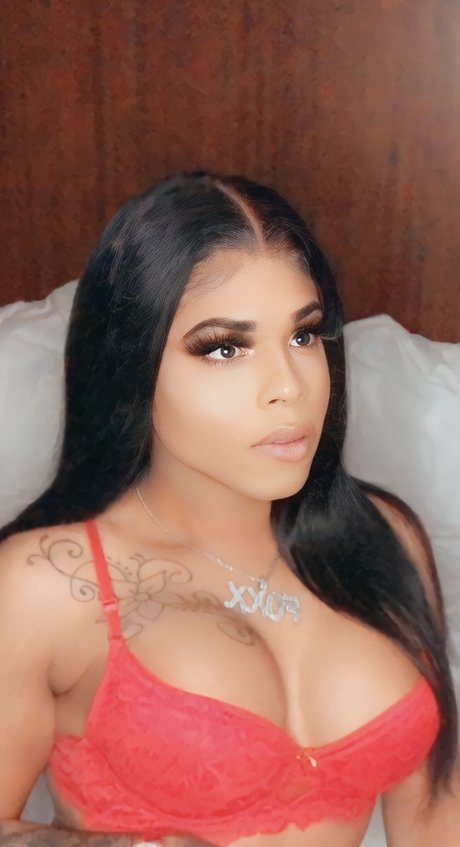 Foto di nudo di fuga di OnlyFans di Lena Bagzxxx