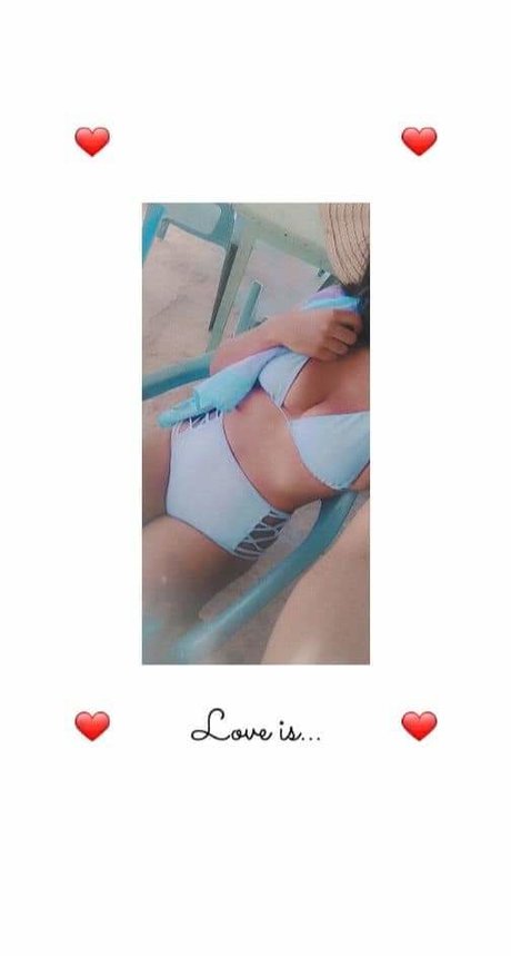 Foto di nudo di fuga di OnlyFans di Leirys Caraballo