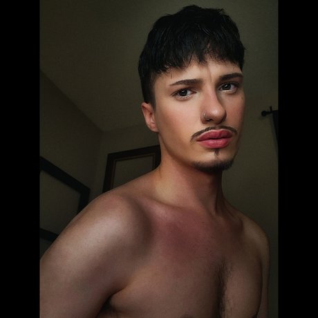 Foto di nudo di fuga di OnlyFans di Lee Michaels