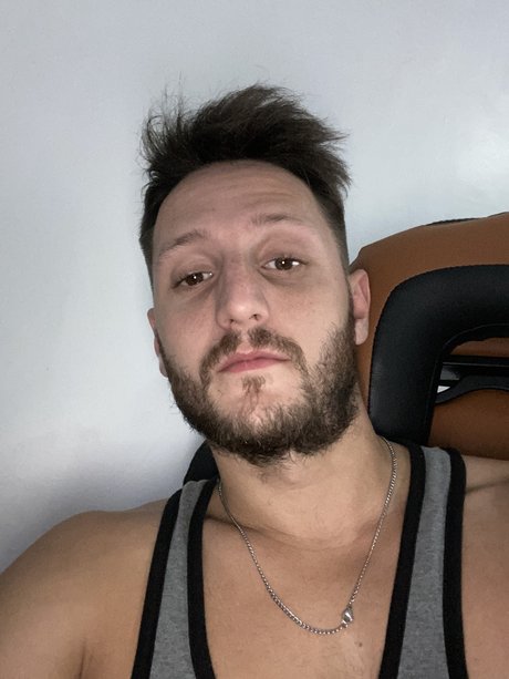Foto di nudo di fuga di OnlyFans di Lean
