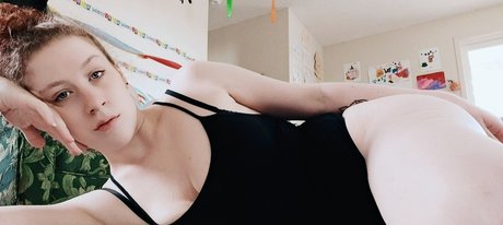 Foto di nudo di fuga di OnlyFans di Laylarose