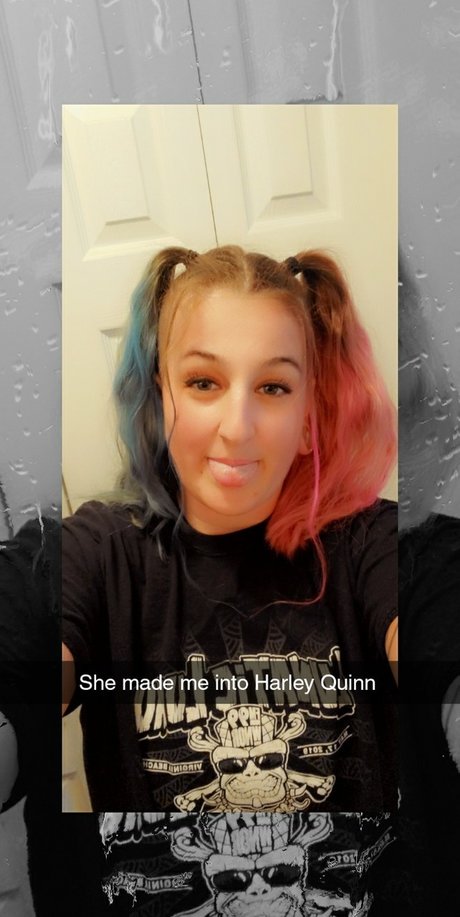 Foto di nudo di fuga di OnlyFans di Lavagirl20