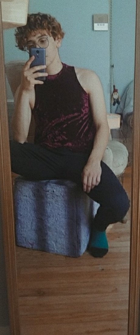 Foto di nudo di fuga di OnlyFans di Laurent Fillis