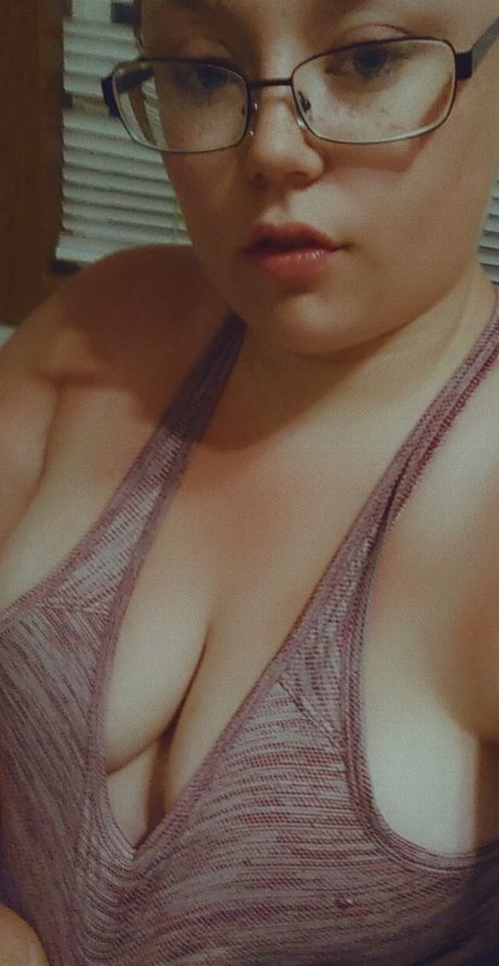 Foto di nudo di fuga di OnlyFans di Sunnie Sub
