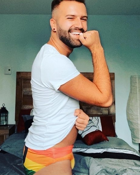 Foto di nudo di fuga di OnlyFans di Littlebeard